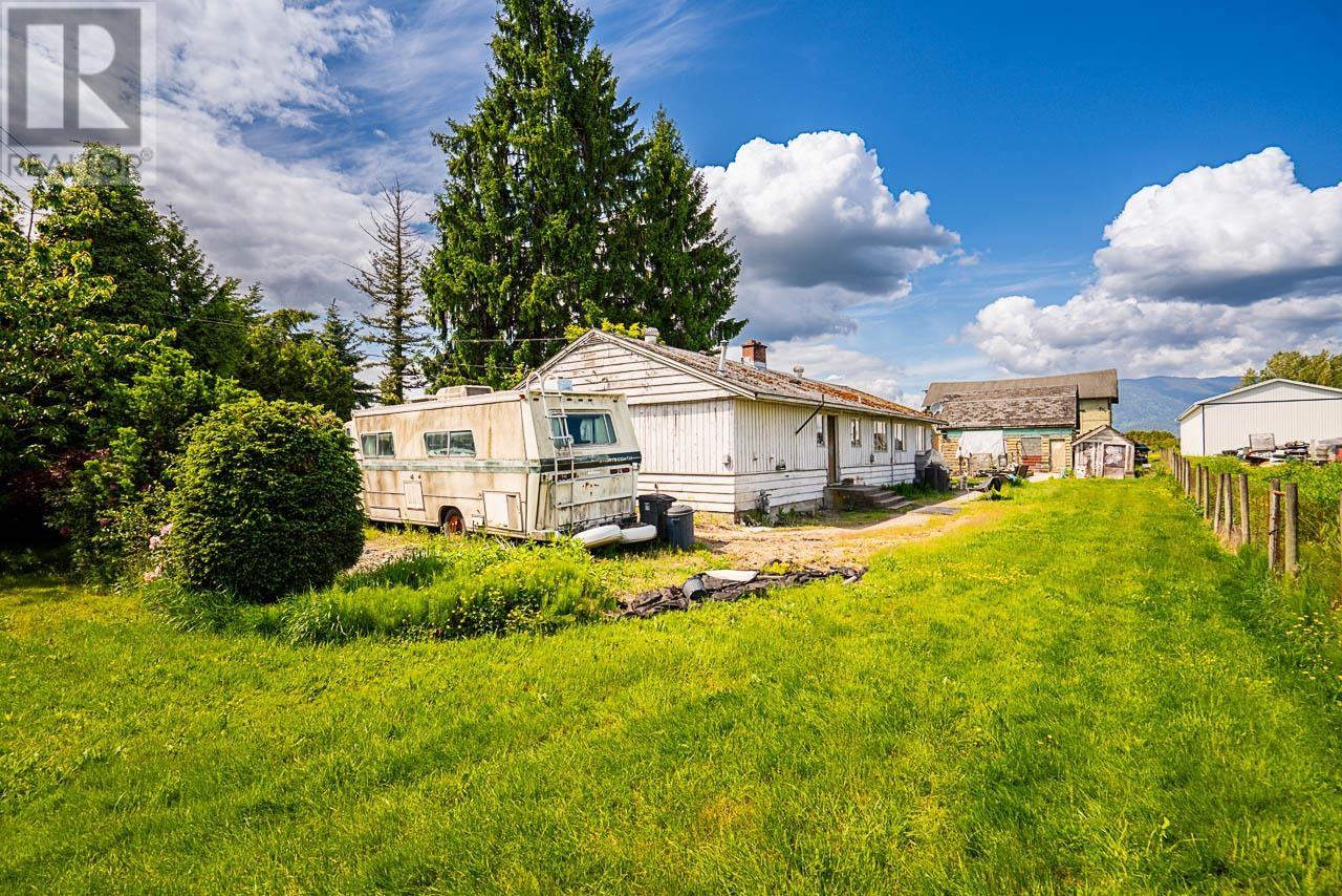 18365 LOUGHEED HIGHWAY, Pitt Meadows real estate listing R3006883