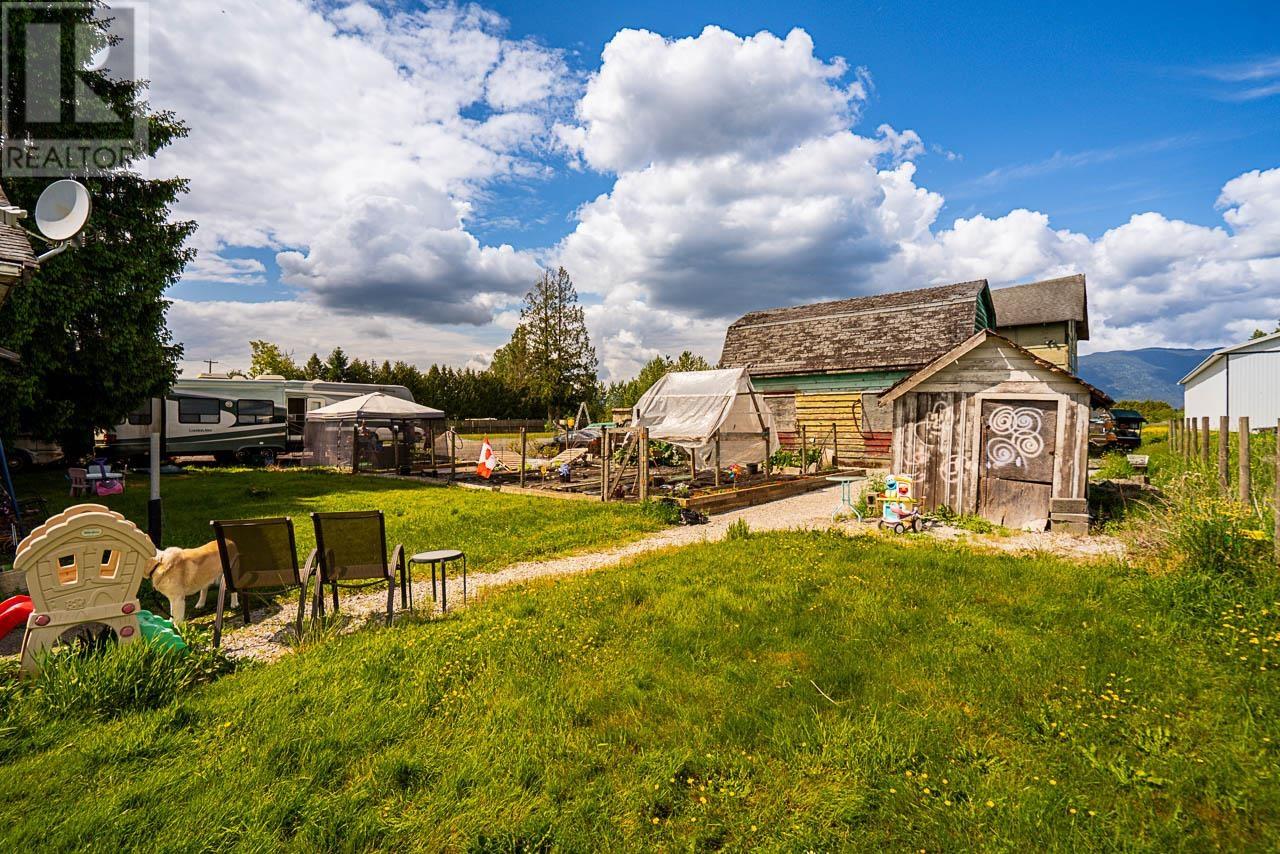 18365 LOUGHEED HIGHWAY, Pitt Meadows real estate listing R3006883