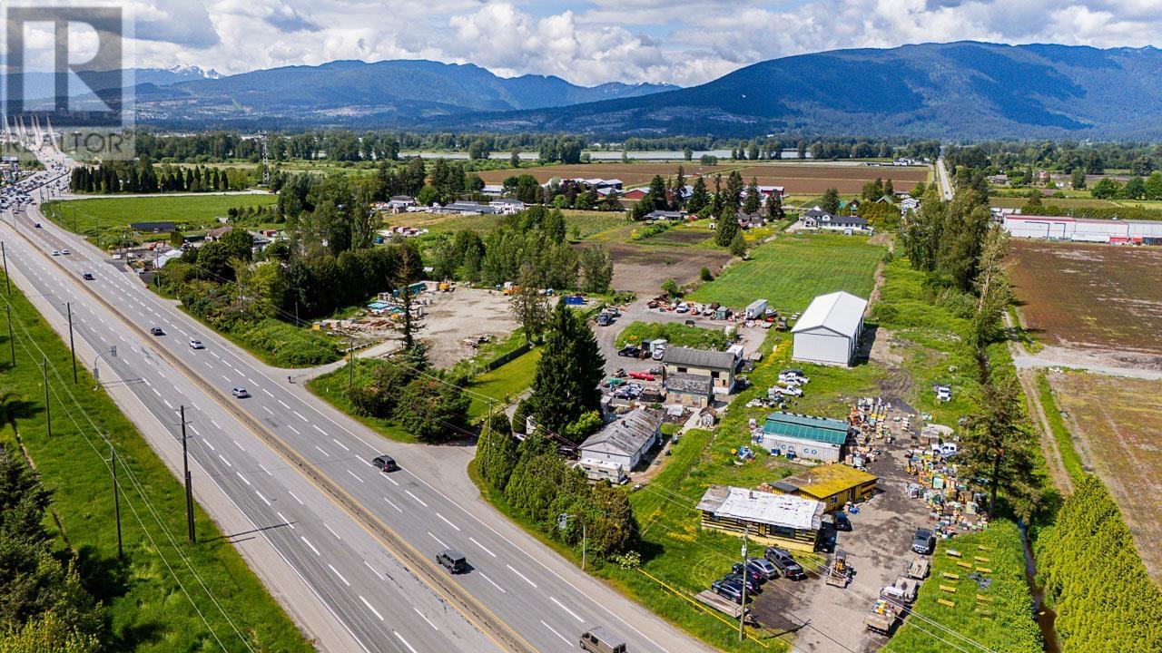 18365 LOUGHEED HIGHWAY, Pitt Meadows real estate listing R3006883