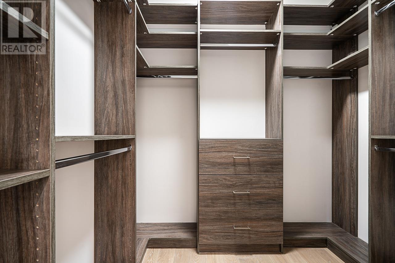 1203 W 38TH AVENUE, Vancouver
