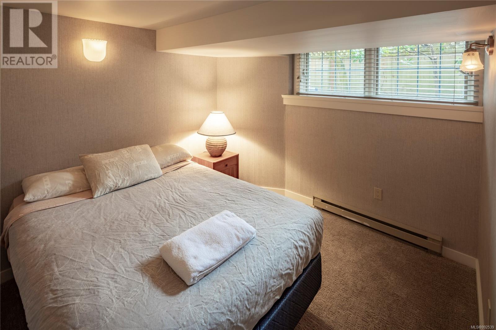 Single Family House for Sale in  Shasta Pl Victoria 