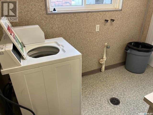 Photo 8 of 317 319 8th Avenue Sw, Biggar SK