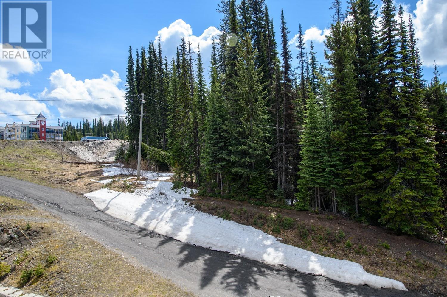 #306 9808 SILVER STAR ROAD - Image 18