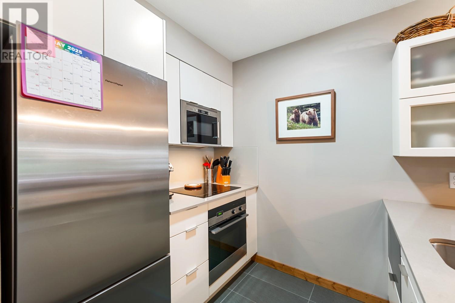 #306 9808 SILVER STAR ROAD - Image 9