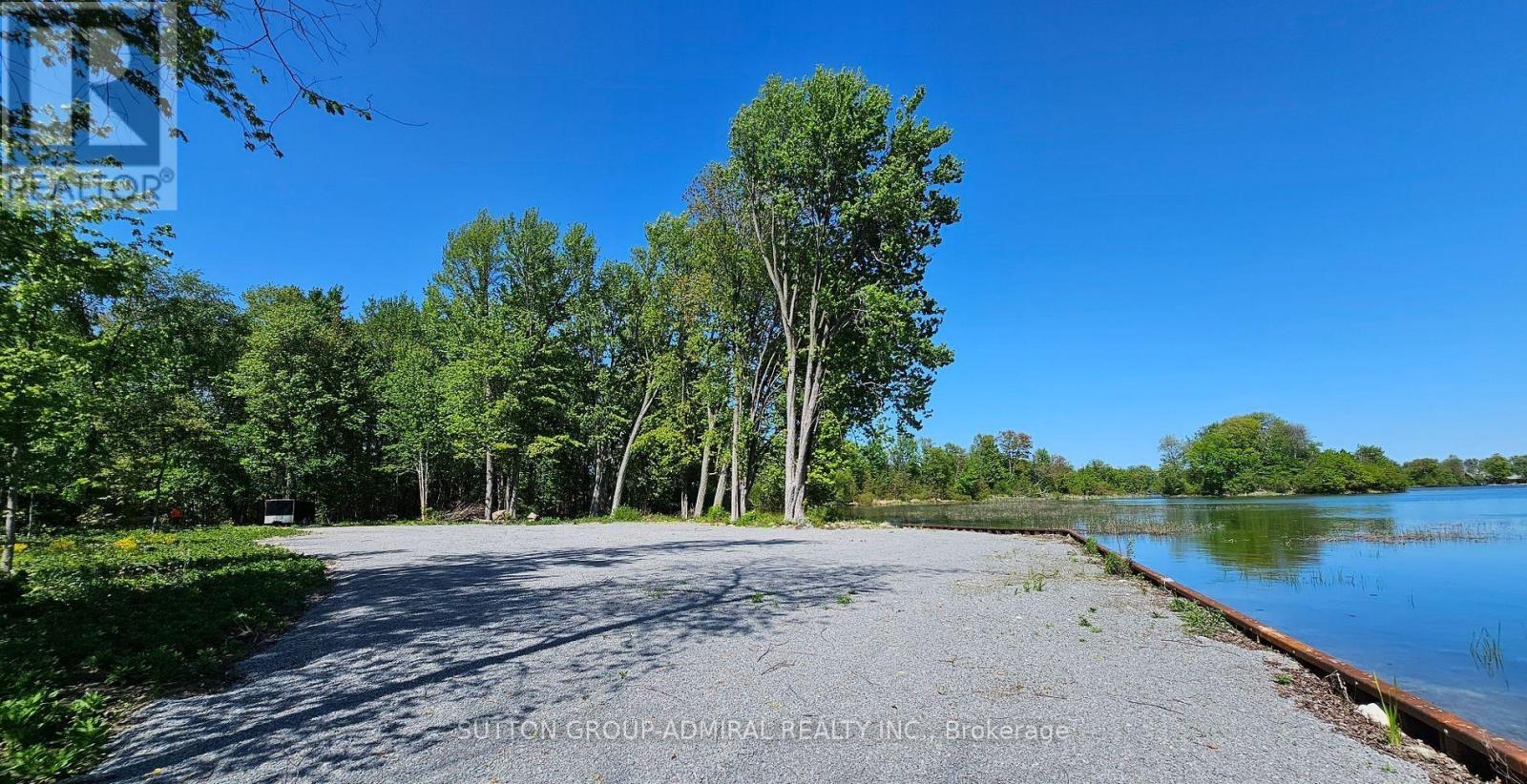 Photo 2 of 498 Blue Heron Lane, Georgina Islands ON