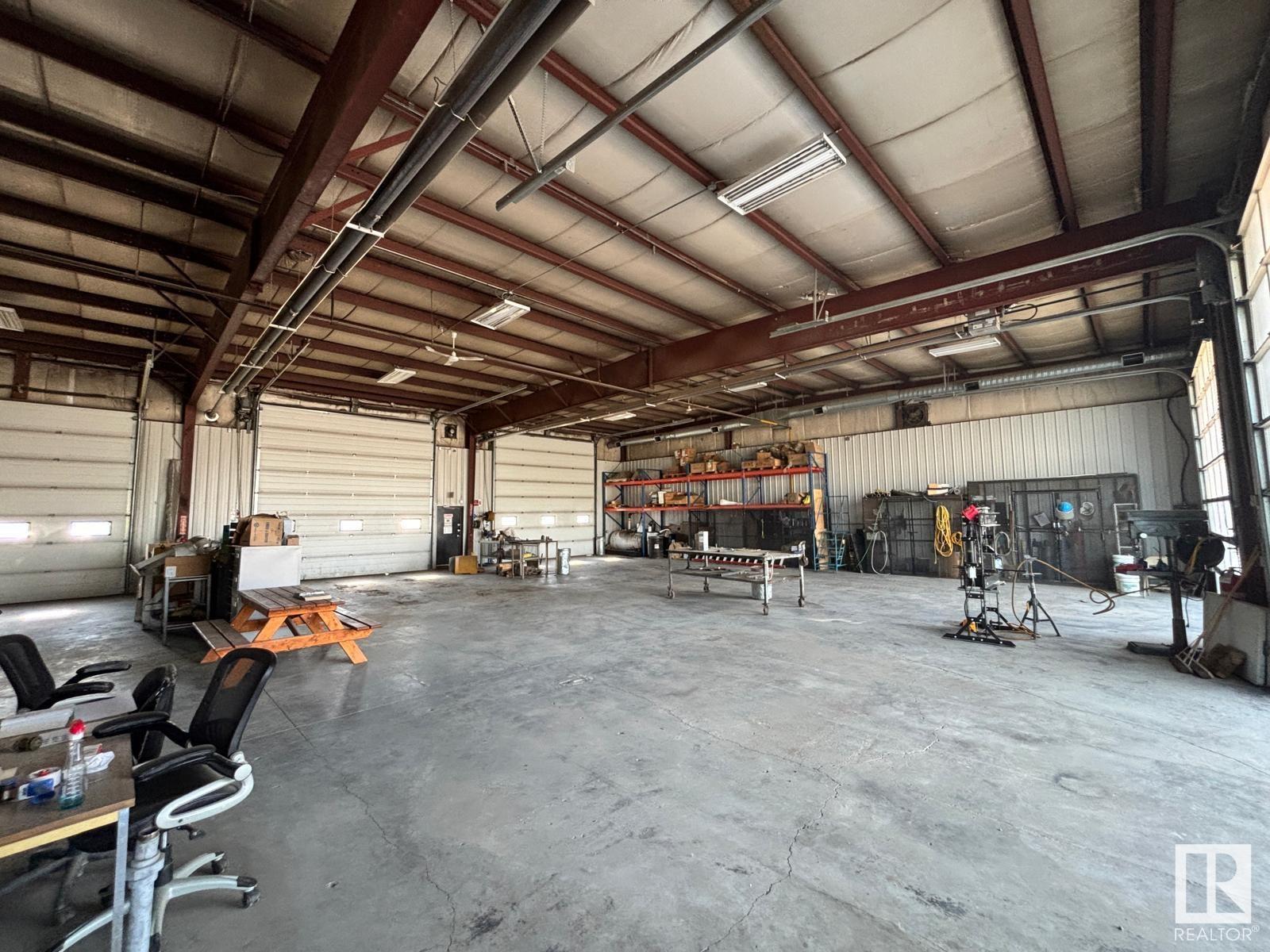 Photo 11 of 5739 50 A St, Drayton Valley AB