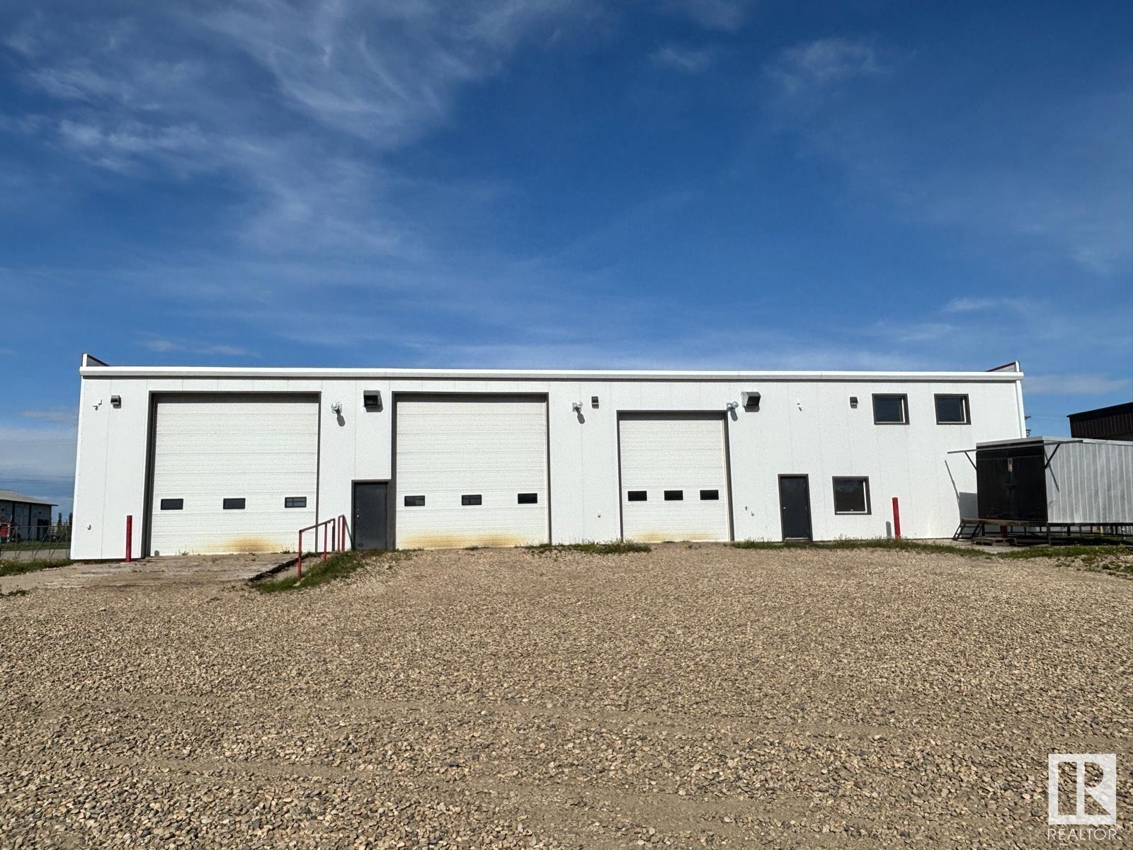 Photo 15 of 5739 50 A St, Drayton Valley AB