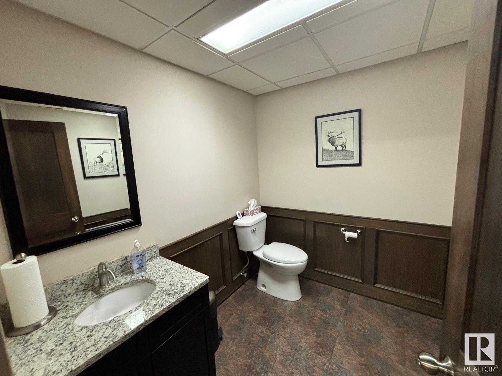 Photo 10 of 5739 50 A St, Drayton Valley AB