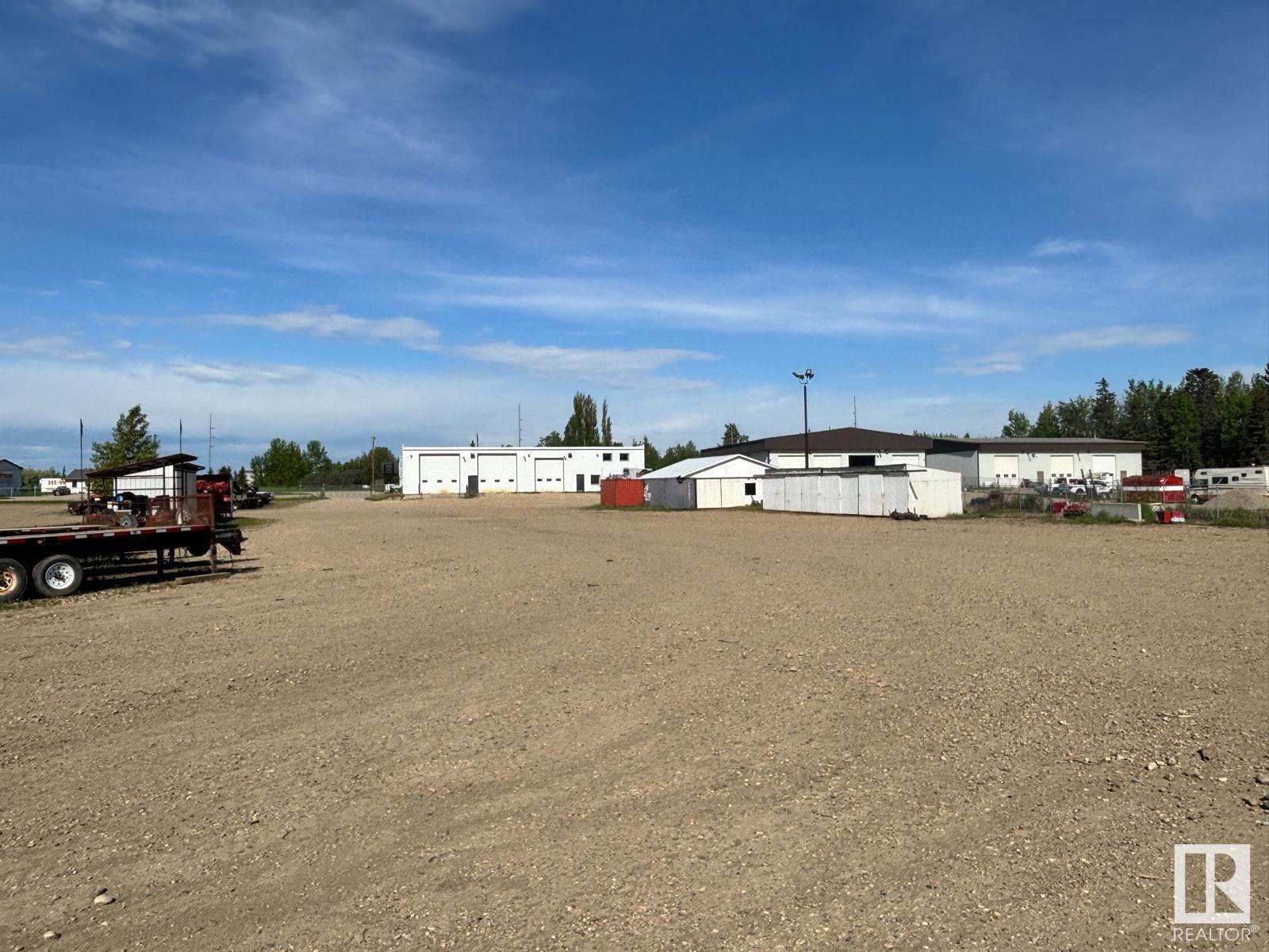 Photo 16 of 5739 50 A St, Drayton Valley AB