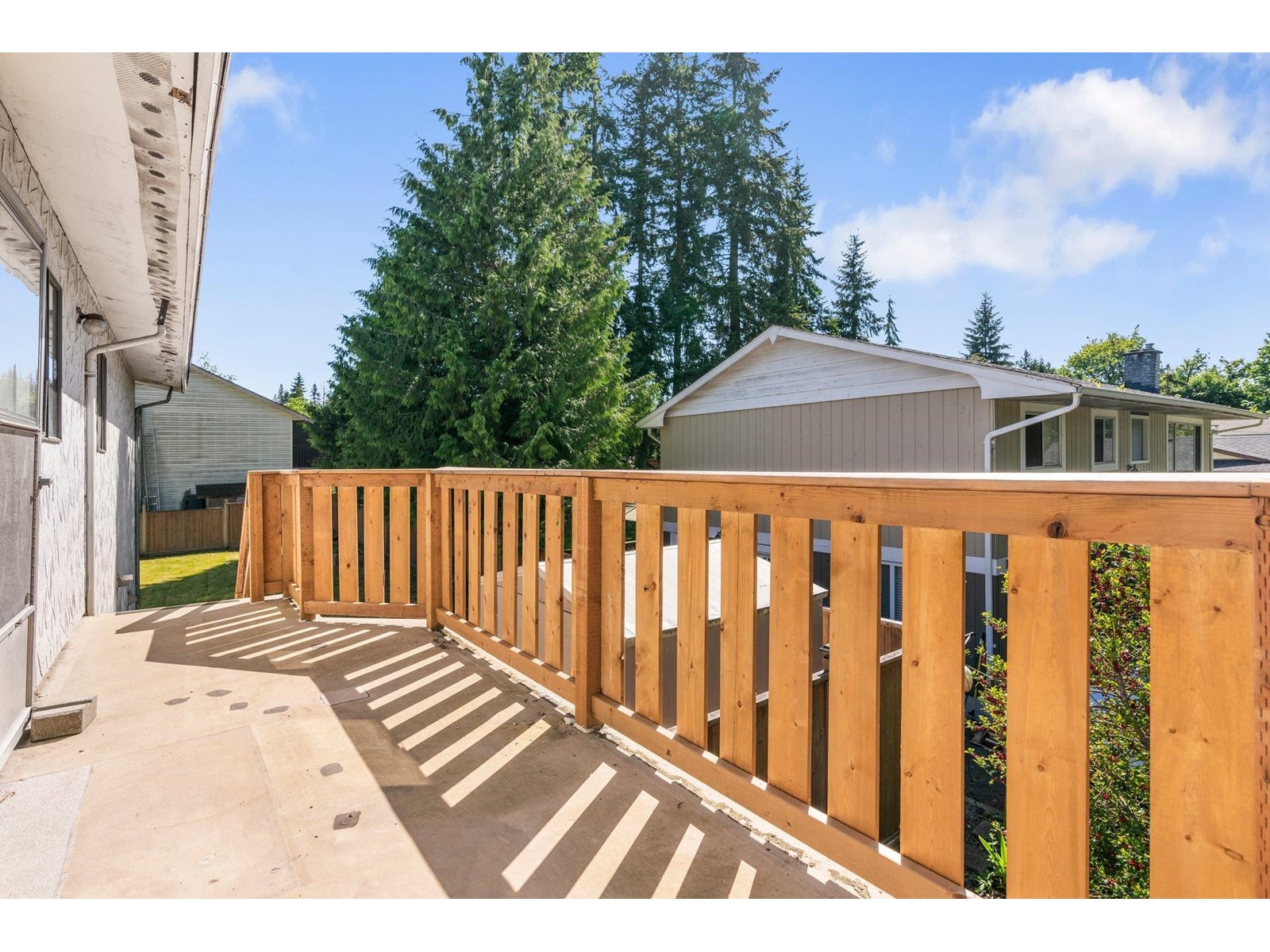 19990 49 AVENUE, Langley