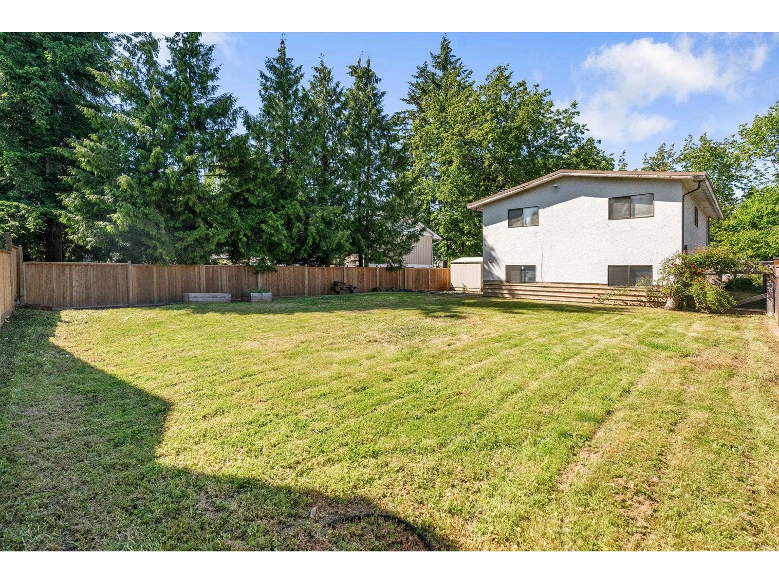 19990 49 AVENUE, Langley