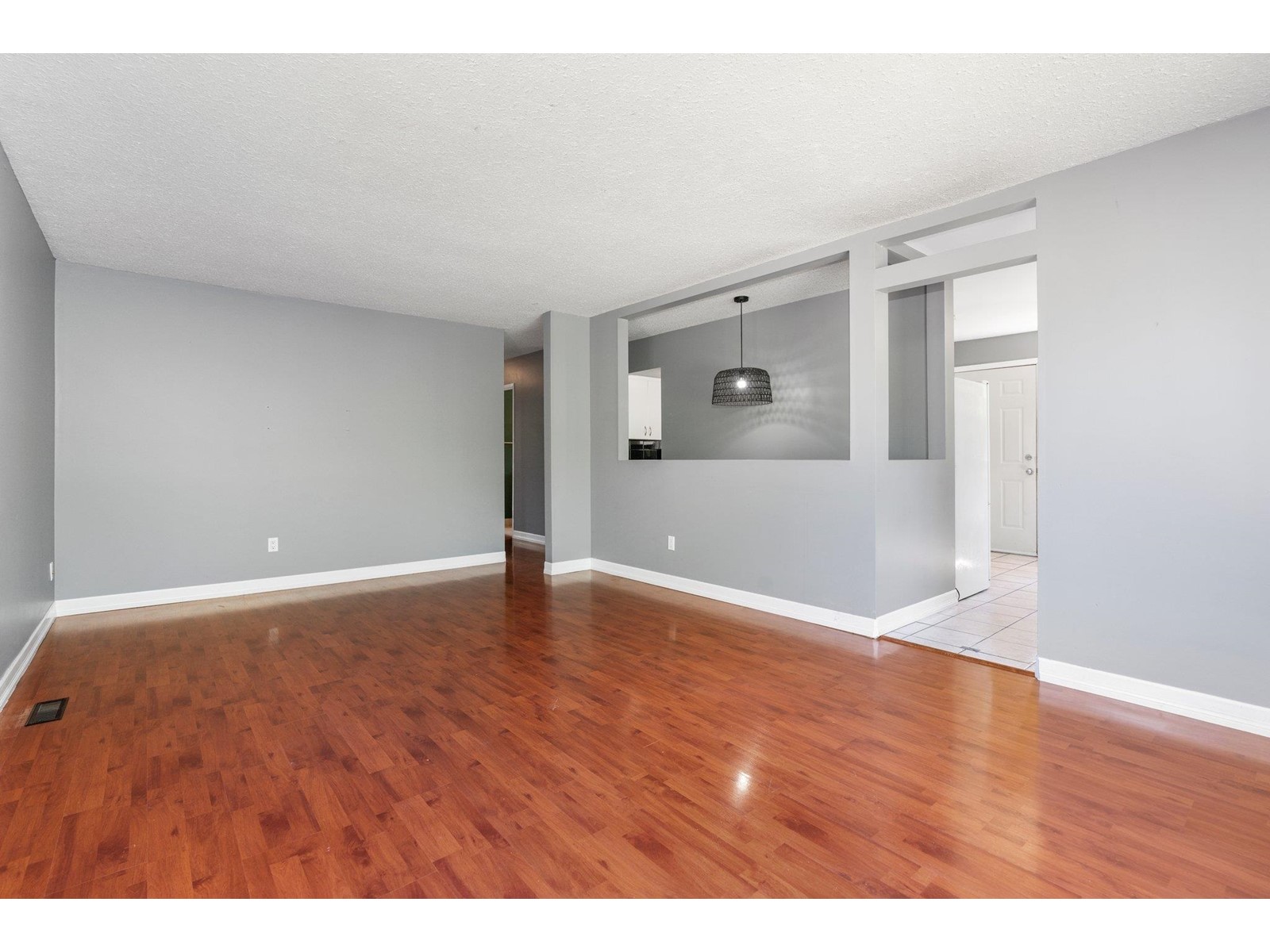19990 49 AVENUE, Langley