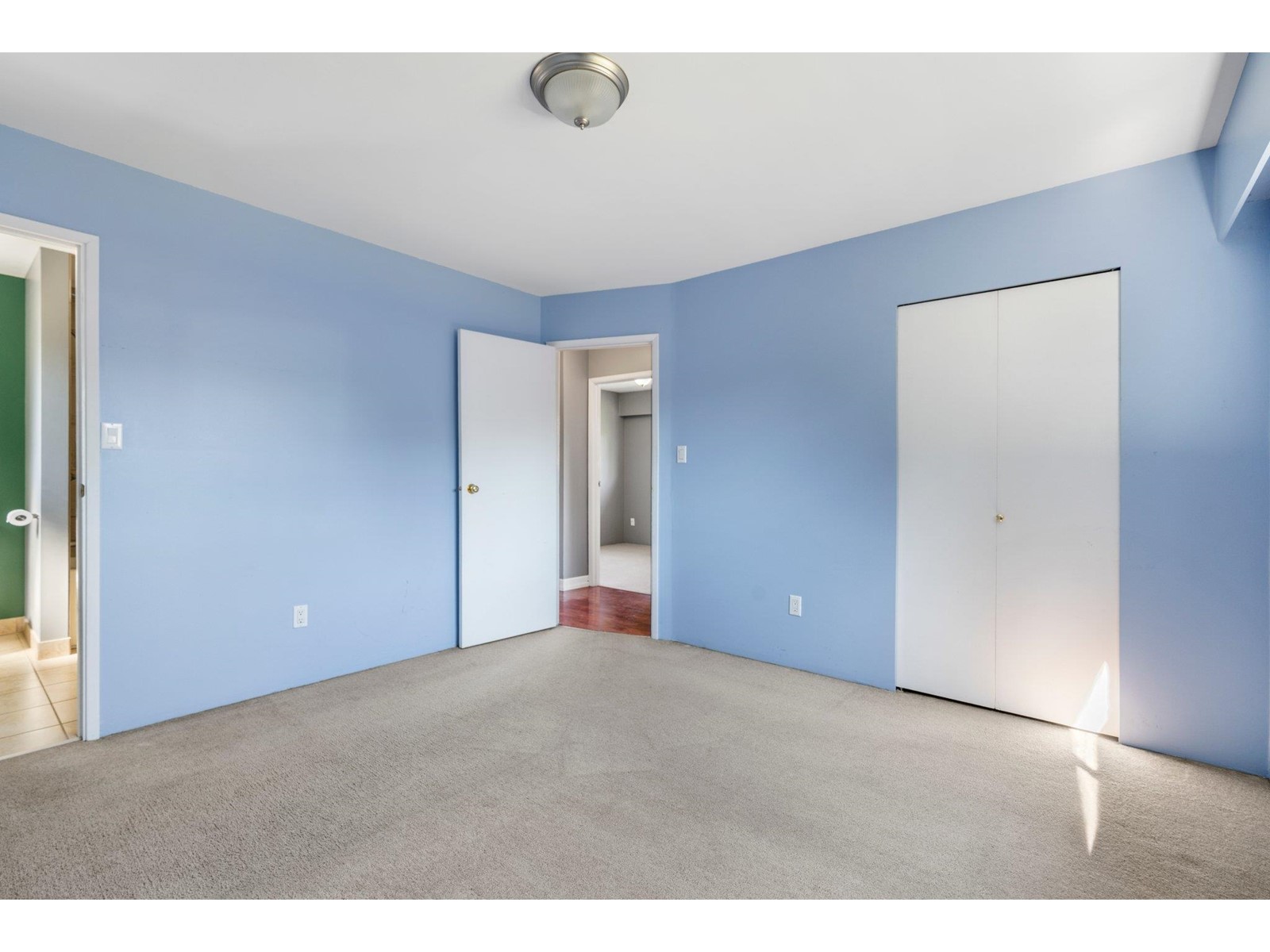19990 49 AVENUE, Langley