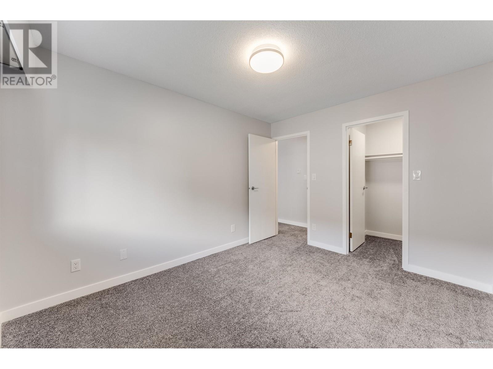Photo 11 of 309 306 W 1st Street, North Vancouver BC