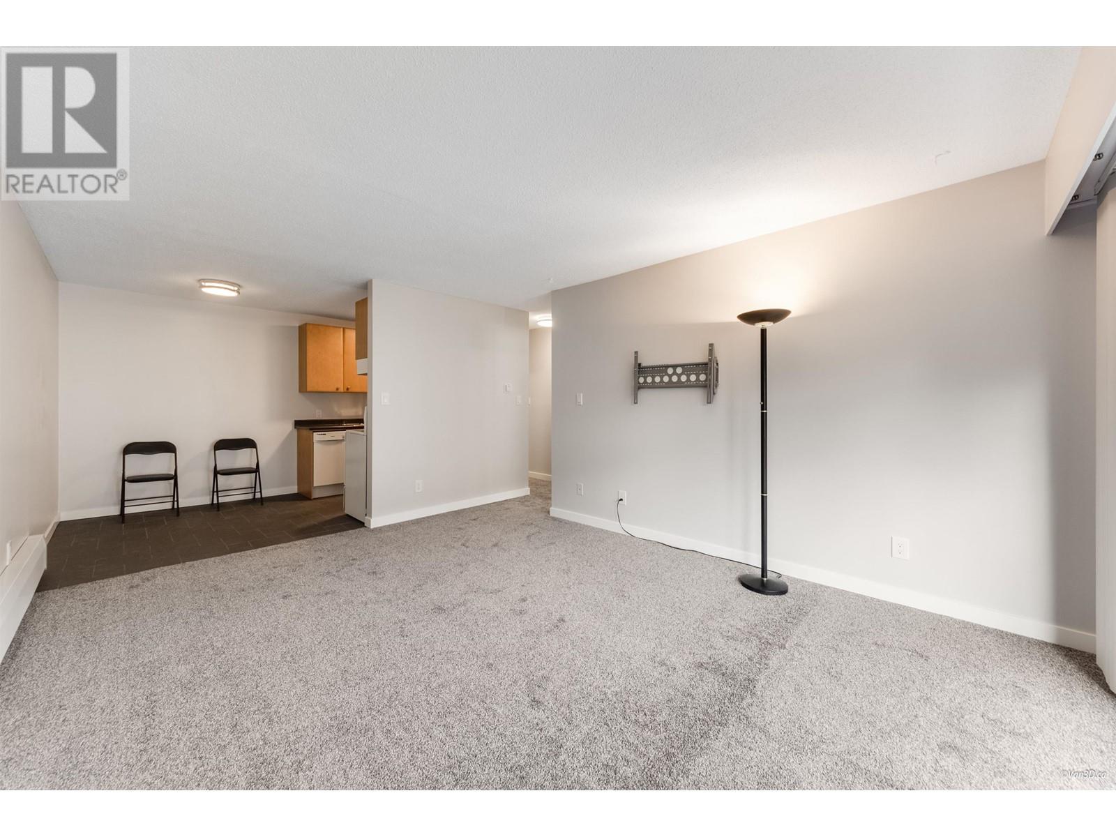Photo 12 of 309 306 W 1st Street, North Vancouver BC
