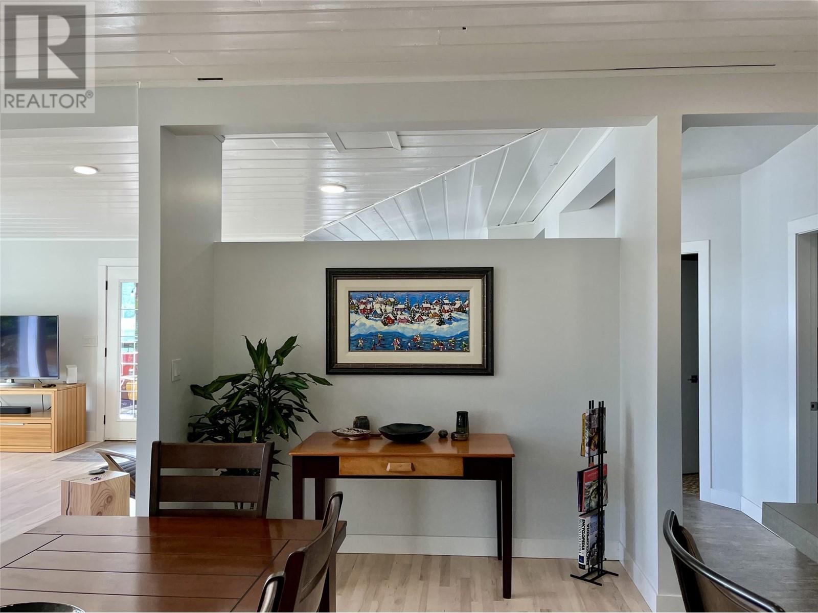  15415 Pohlman Avenue, Summerland