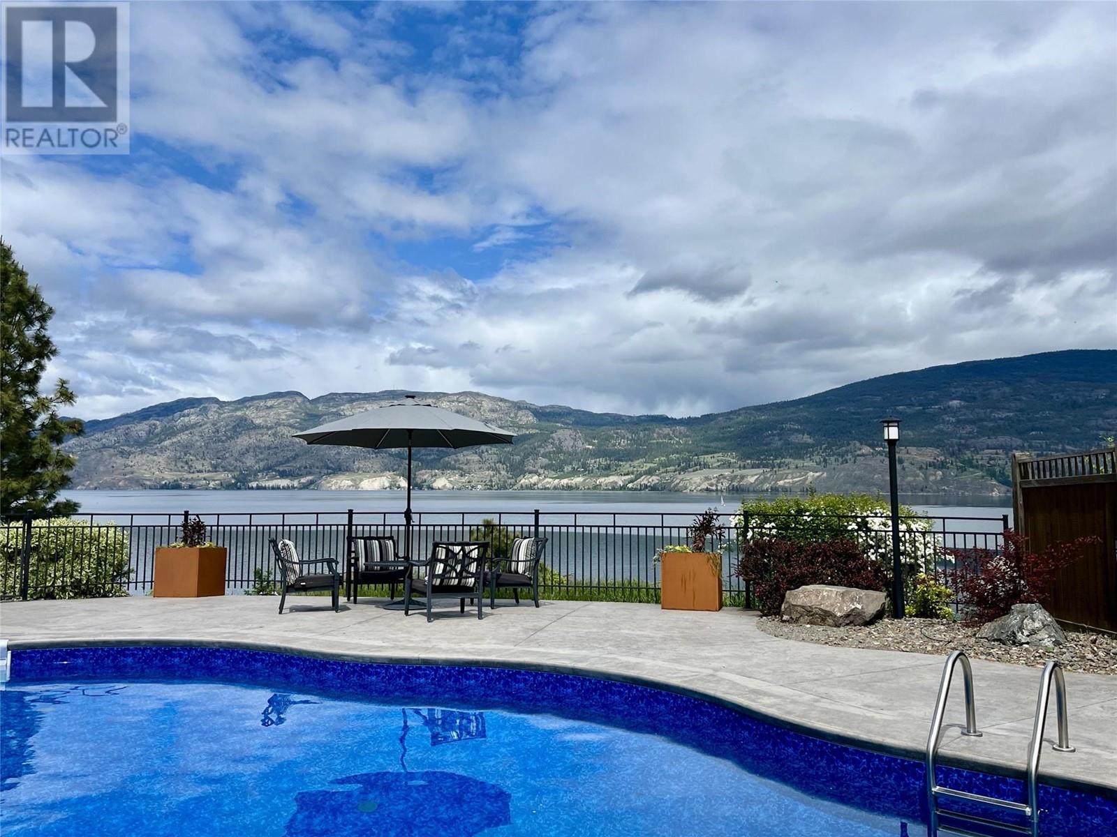  15415 Pohlman Avenue, Summerland