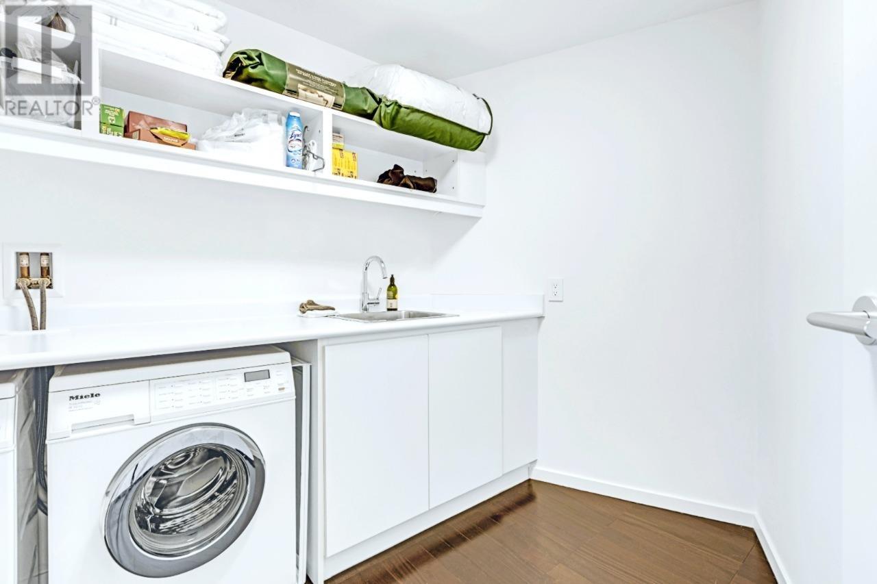 2303 1011 W CORDOVA STREET, Vancouver