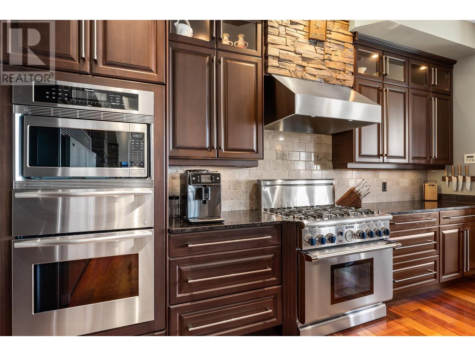 734 Marin Crescent, Kelowna