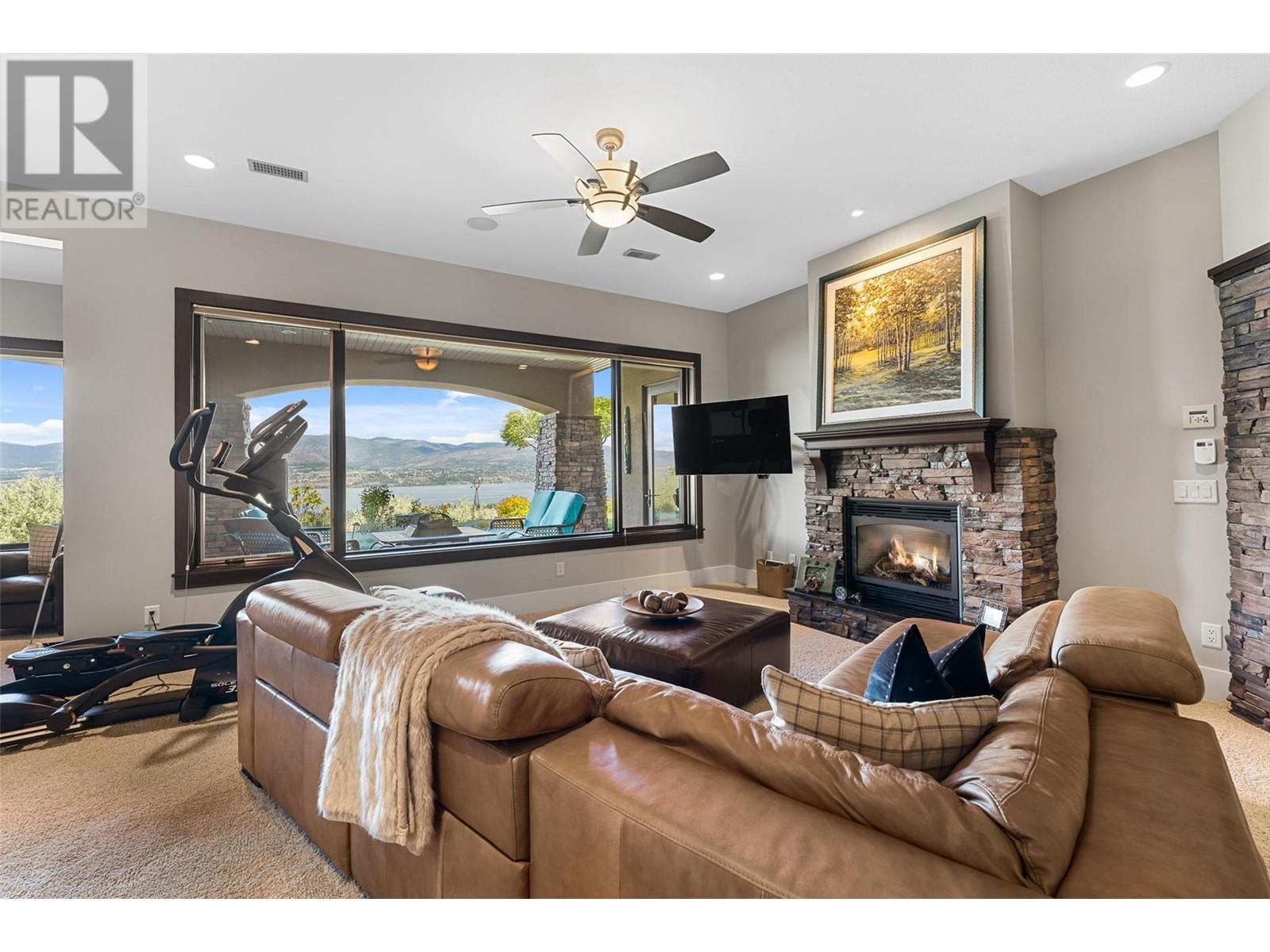 734 Marin Crescent, Kelowna