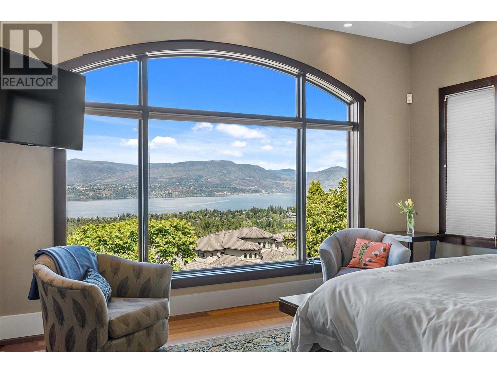 734 Marin Crescent, Kelowna