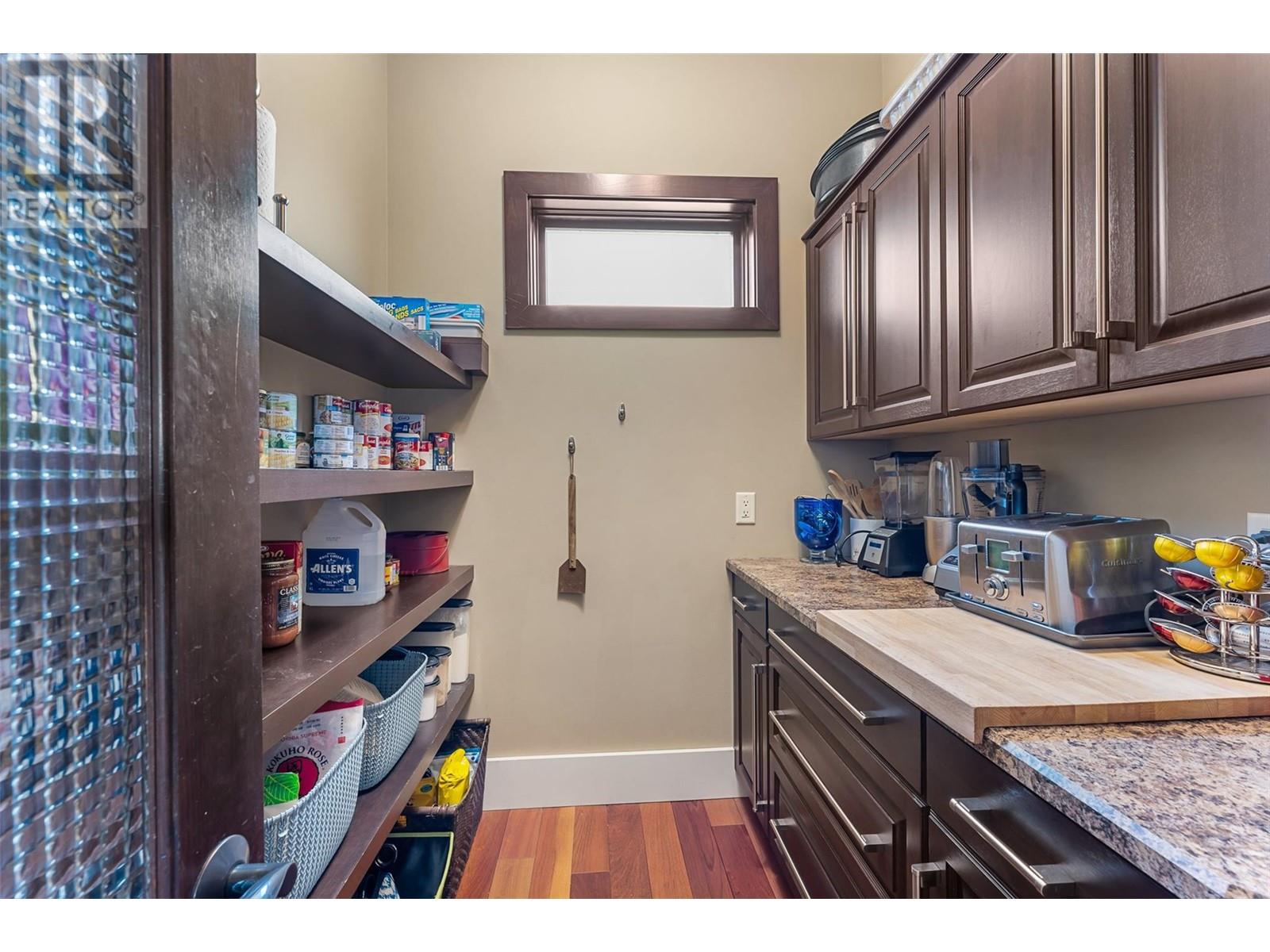734 Marin Crescent, Kelowna