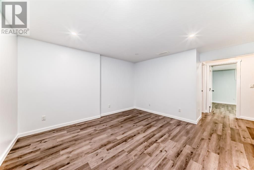 68 Sunvalley Road, Cochrane, Alberta