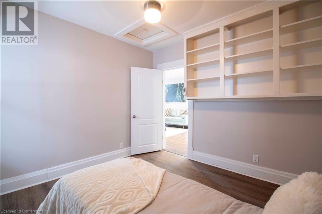 Photo 10 of 10 Manning Street, St Catharines ON