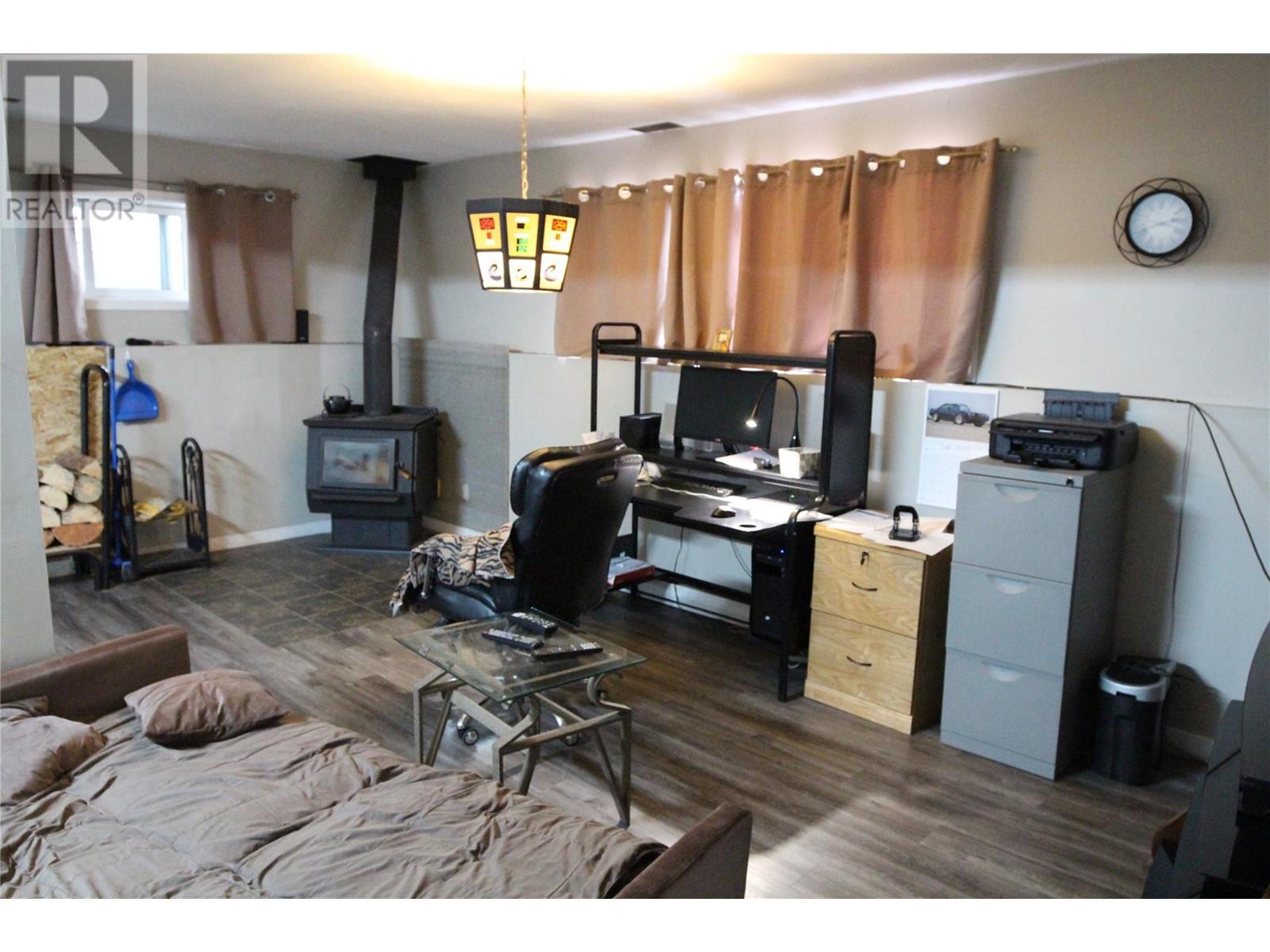 323 WYNDHAVEN Drive, Clearwater