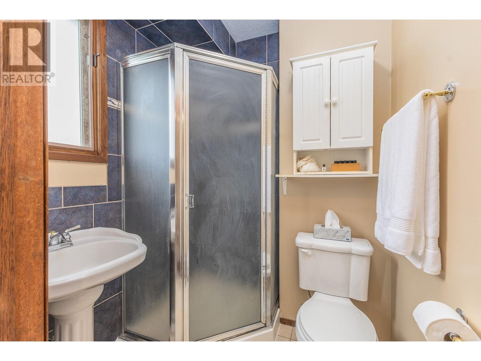 4750 14 Street NE, Salmon Arm