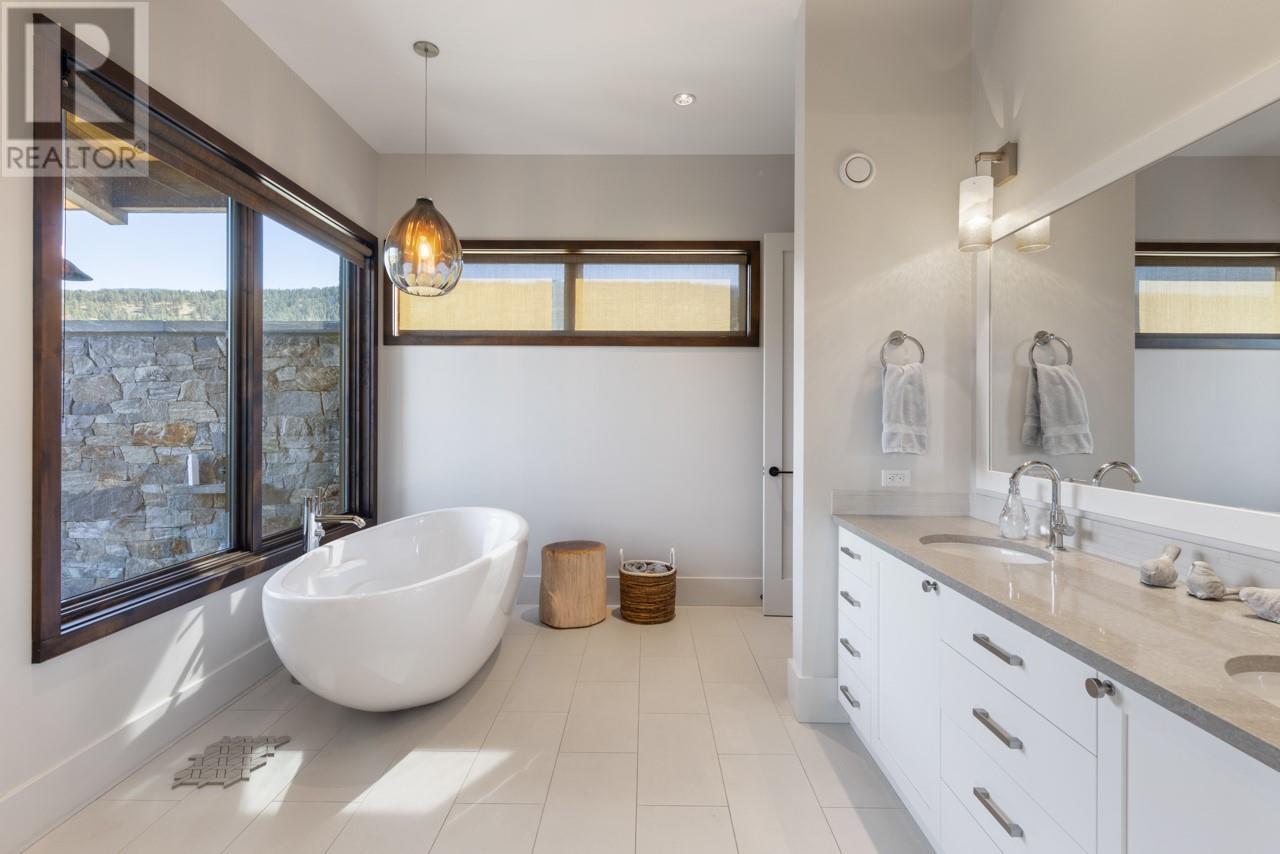  1291 Corbishley Avenue, Penticton