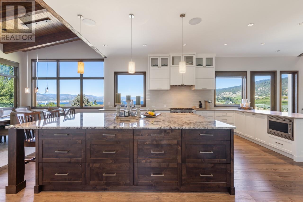  1291 Corbishley Avenue, Penticton