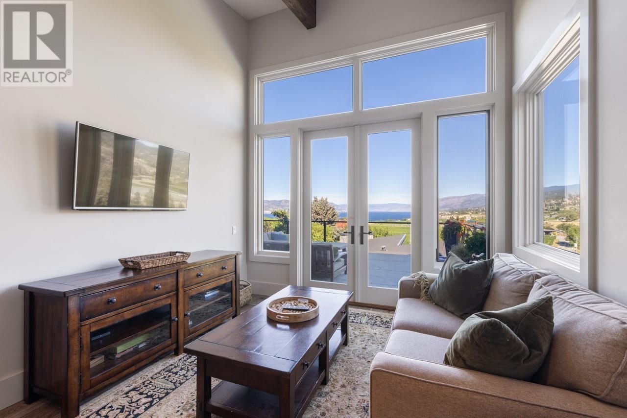  1291 Corbishley Avenue, Penticton