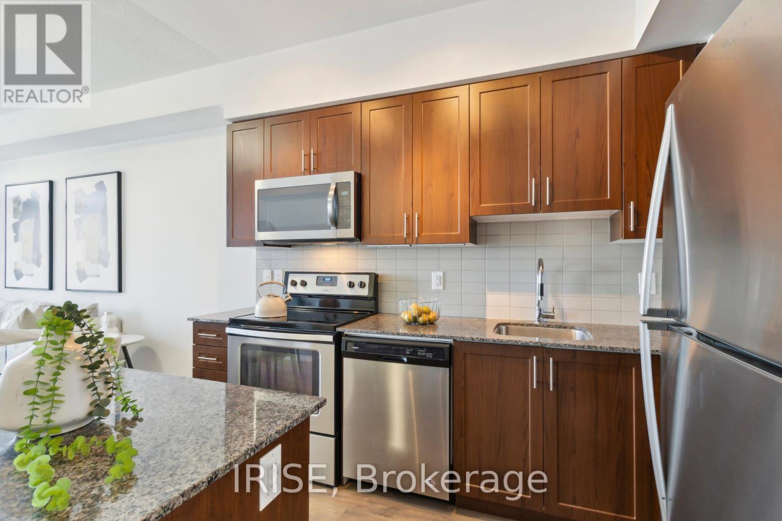 Photo 15 of 606 3700 Highway 7 Road, Vaughan ON