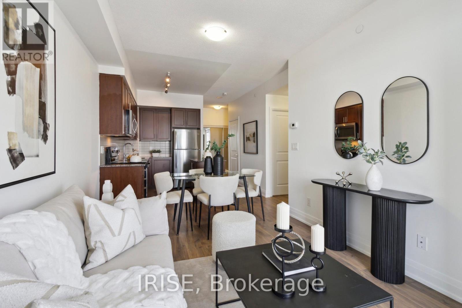 Photo 9 of 606 3700 Highway 7 Road, Vaughan ON