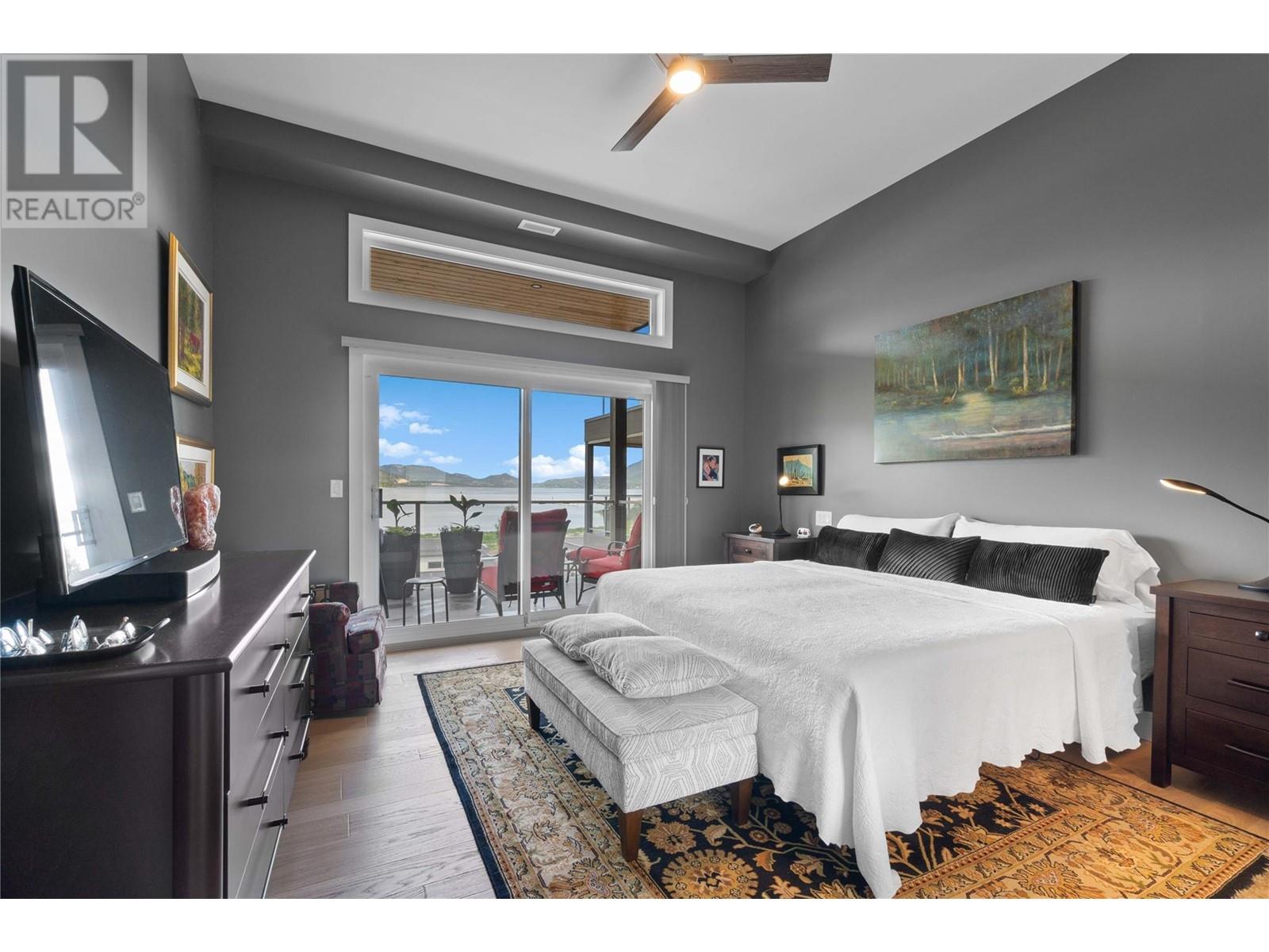 Photo 31 of 131 Harbourfront Drive Ne Unit 501, Salmon Arm BC