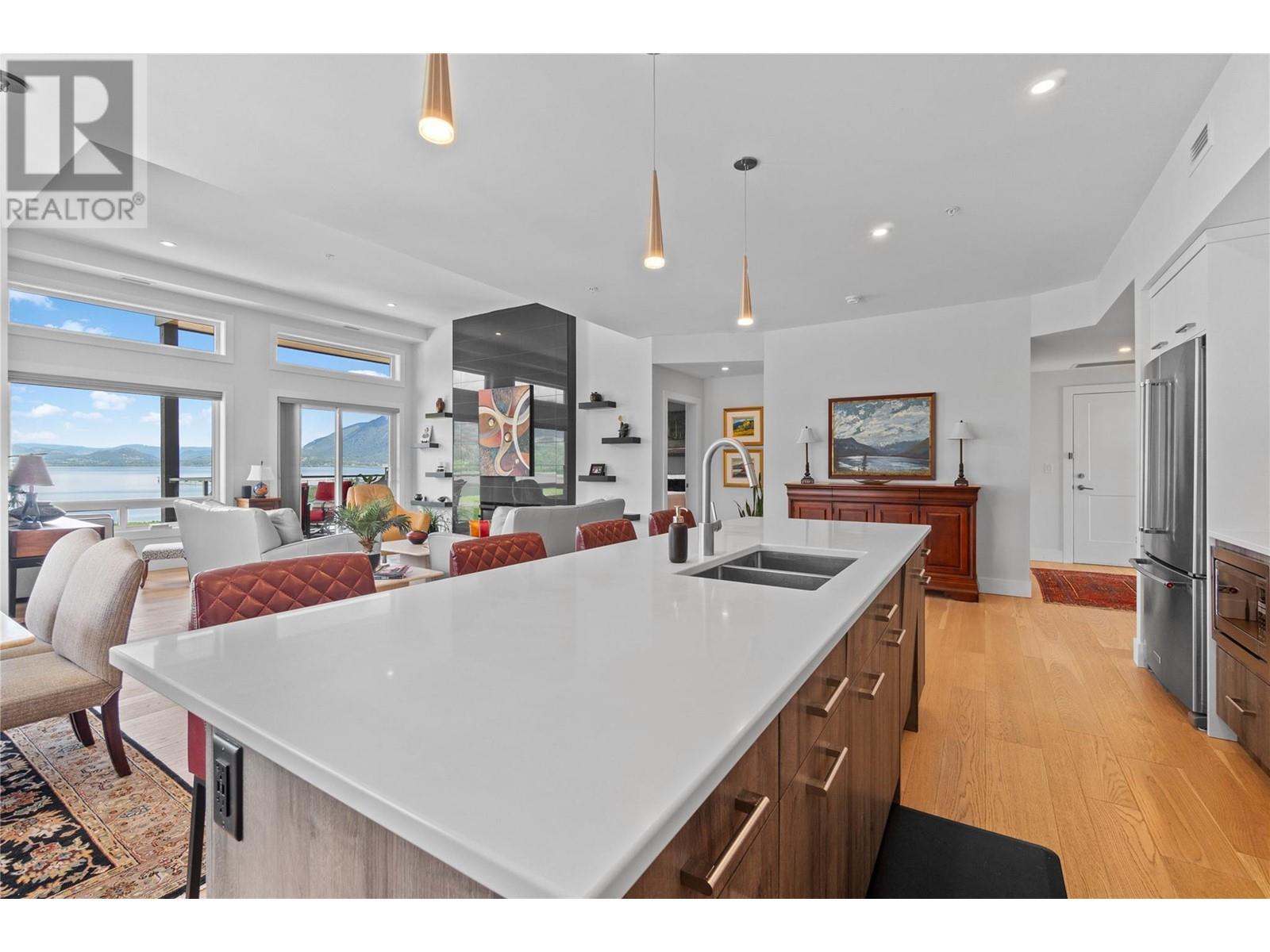 Photo 9 of 131 Harbourfront Drive Ne Unit 501, Salmon Arm BC