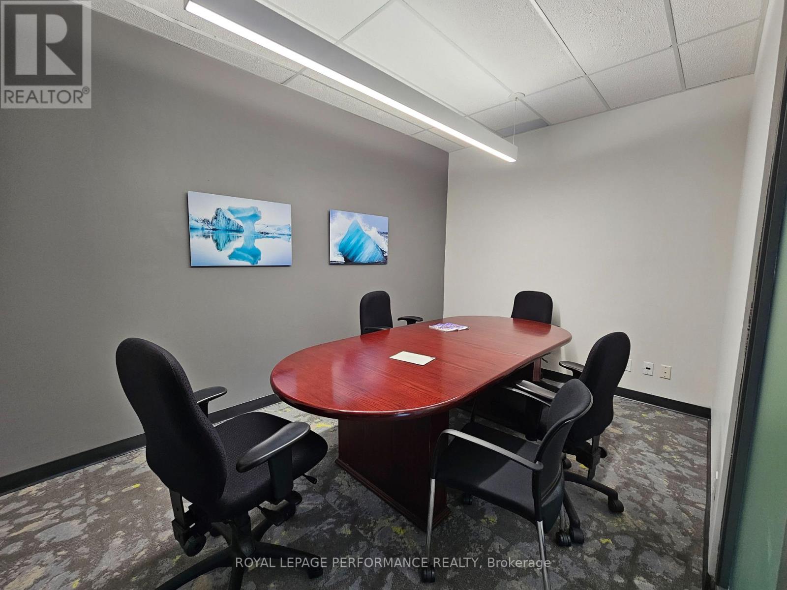 Photo 13 of 305 2283 St Laurent Boulevard, Ottawa ON
