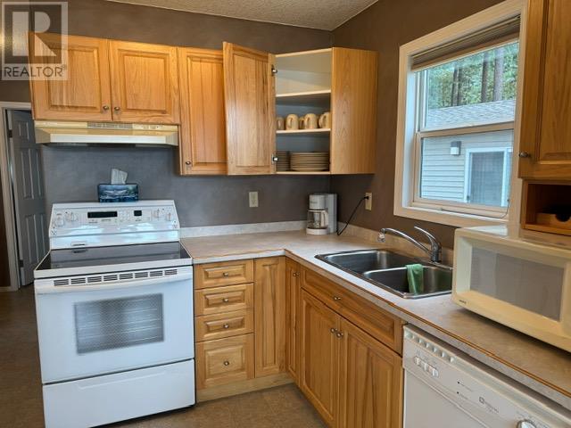 13 6592 Trans Canada Highway, Salmon Arm