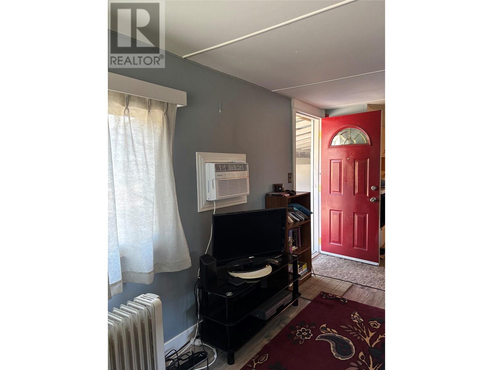 4 1132 Findlay Road, Kelowna