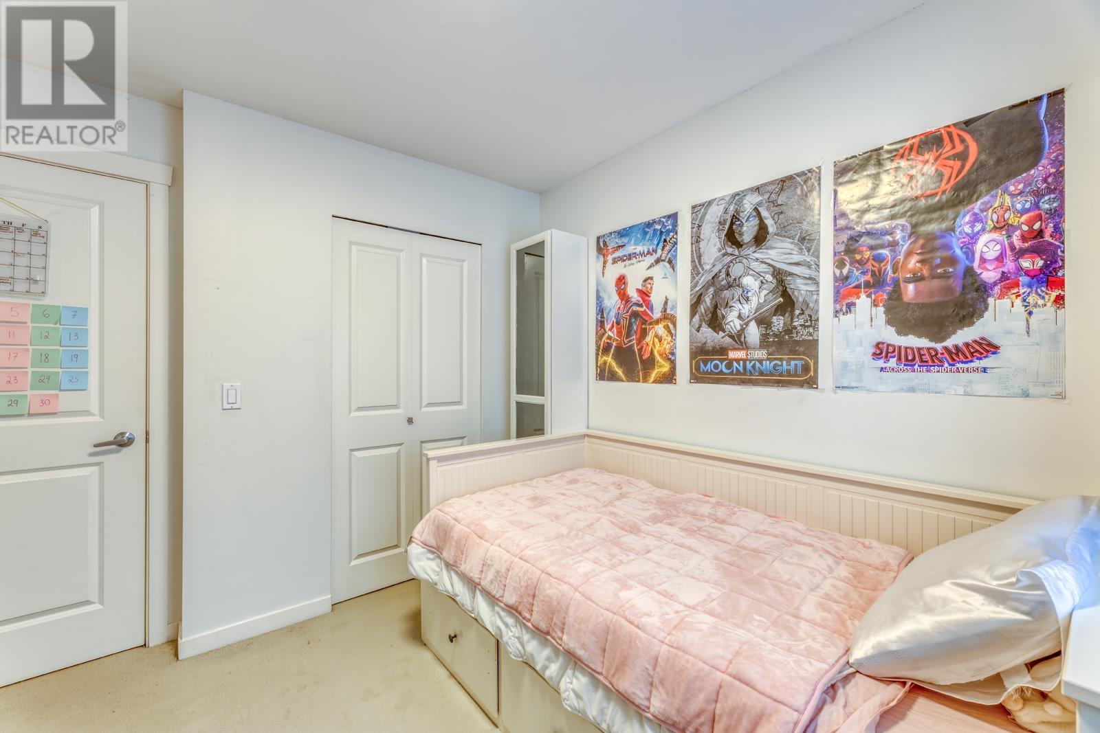 Photo 1 of 29 55 Hawthorn Drive, Port Moody BC
