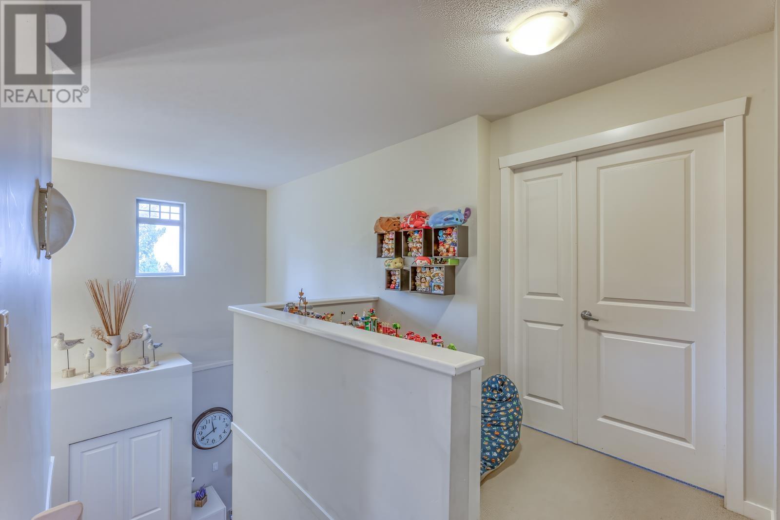 Photo 31 of 29 55 Hawthorn Drive, Port Moody BC
