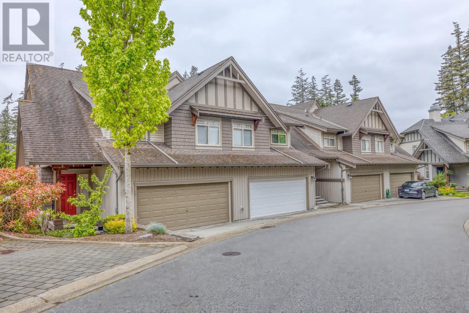 Photo 13 of 29 55 Hawthorn Drive, Port Moody BC