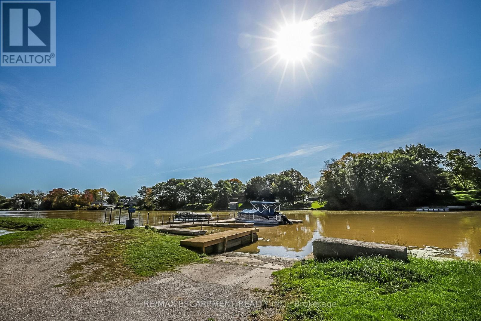 Photo 41 of 2 Driftwood Crescent, Haldimand ON