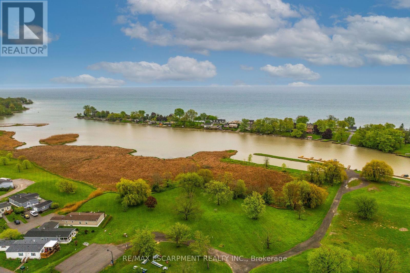 Photo 50 of 2 Driftwood Crescent, Haldimand ON