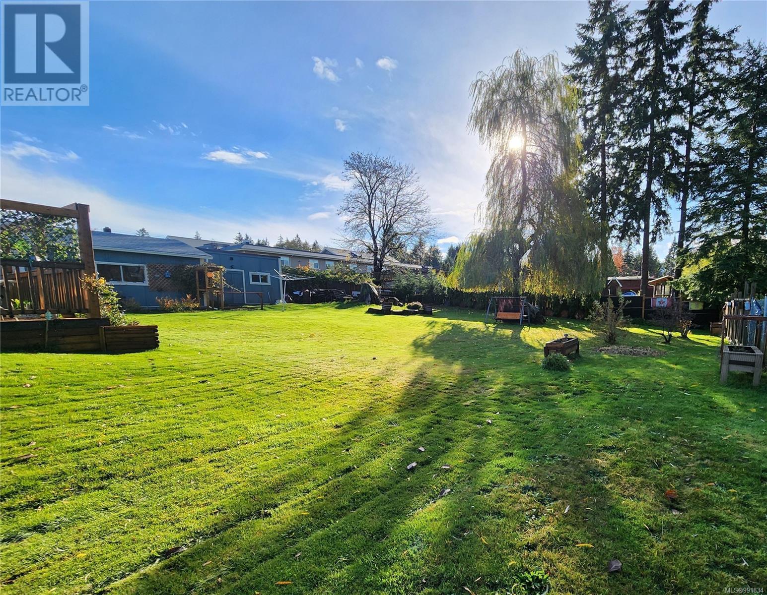 695 Evergreen Rd, Campbell River real estate listing 991834