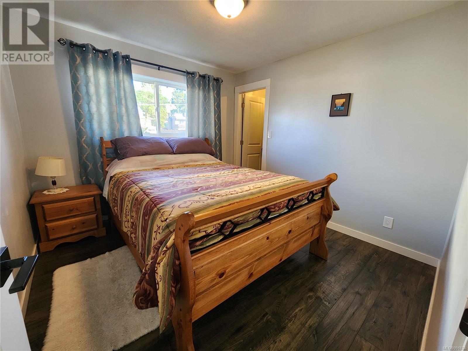 695 Evergreen Rd, Campbell River real estate listing 991834