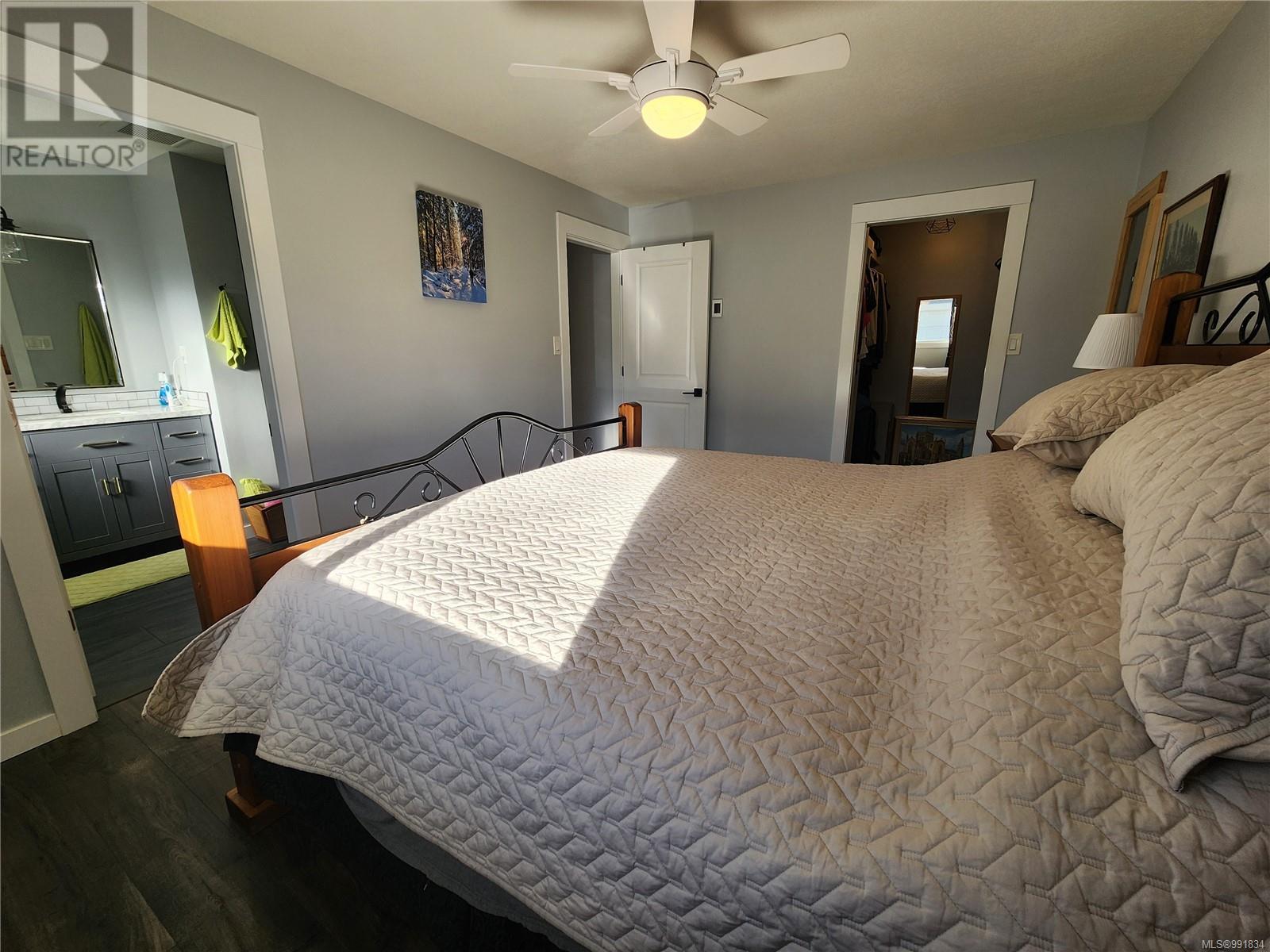 695 Evergreen Rd, Campbell River real estate listing 991834