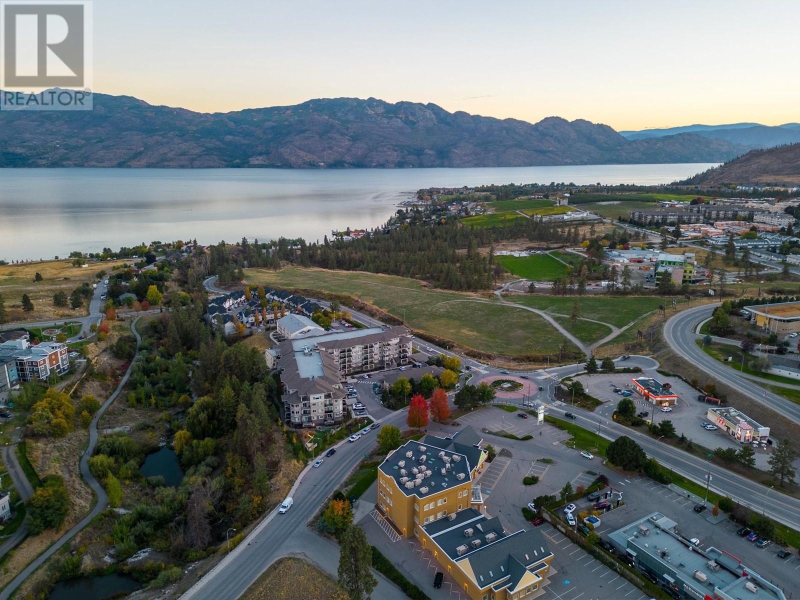 401 2301 Carrington Road, West Kelowna