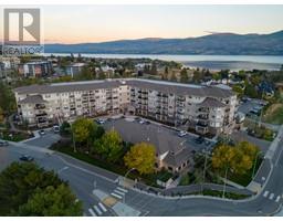 404 2301 Carrington Road, West Kelowna